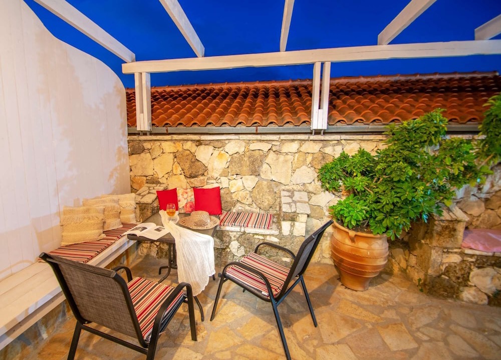 Photo of Patio Balcony in Xirokastello