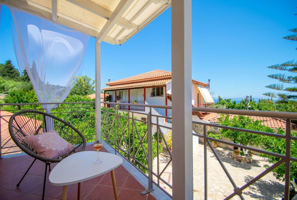 Photo of Patio Balcony in Xirokastello