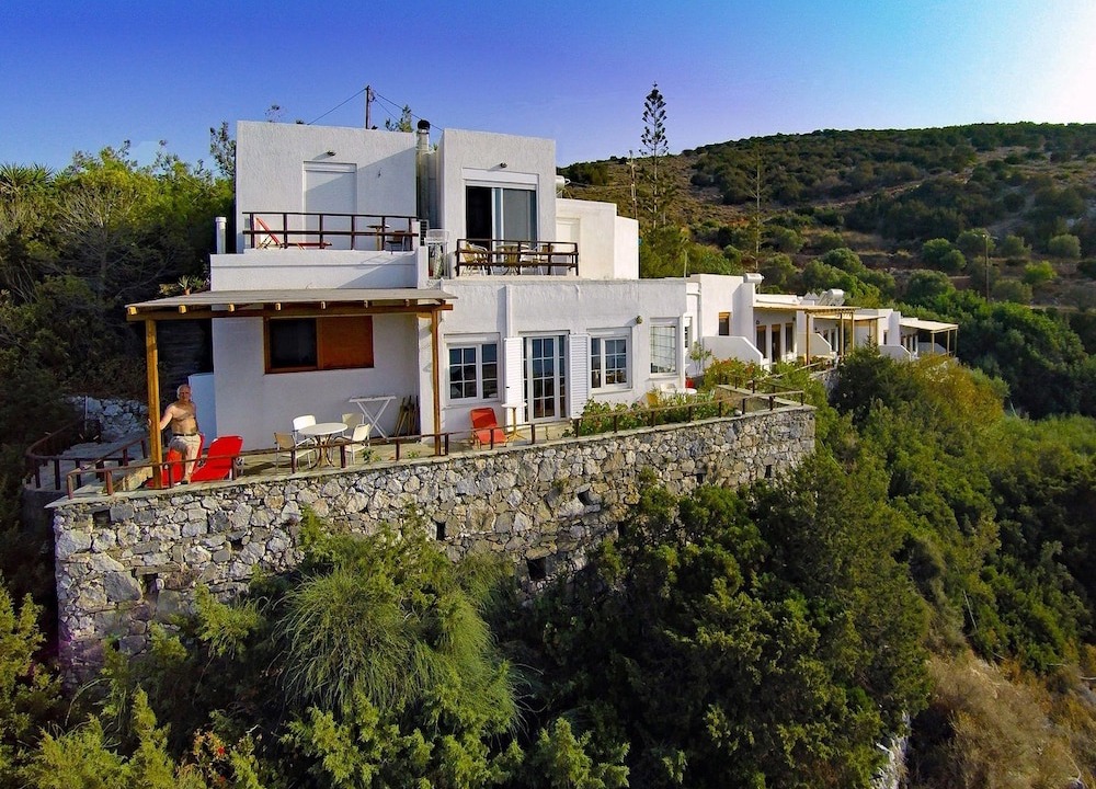 Photo of Outdoor in Istron