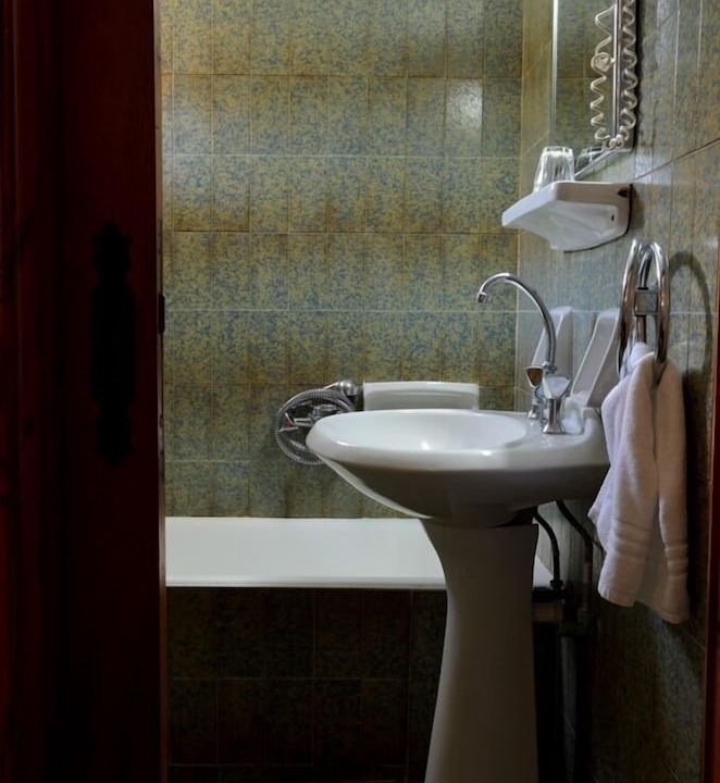 Photo of Bathroom in Istron