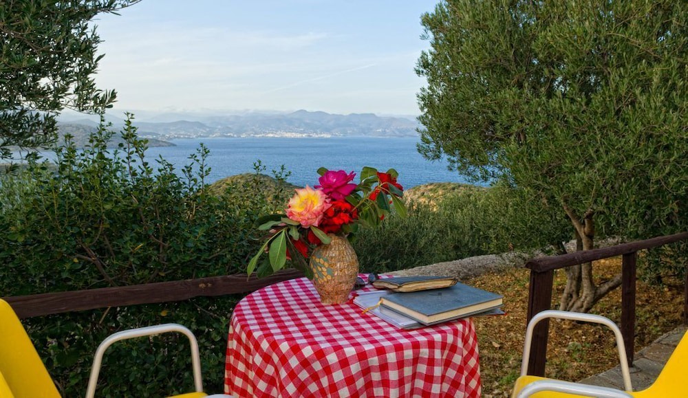 Photo of Patio Balcony in Istron