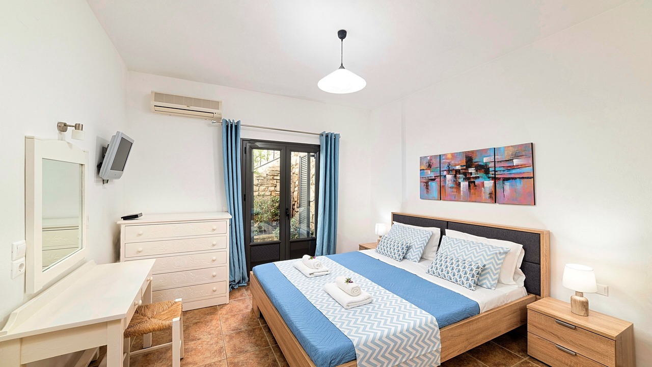 Photo of Bedroom in Kavallos