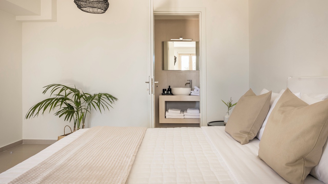Photo of Bedroom in Khelmata
