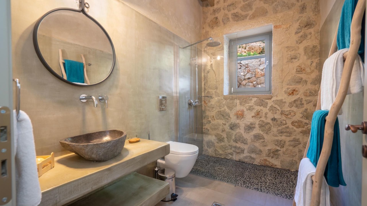 Photo of Bathroom in Assos