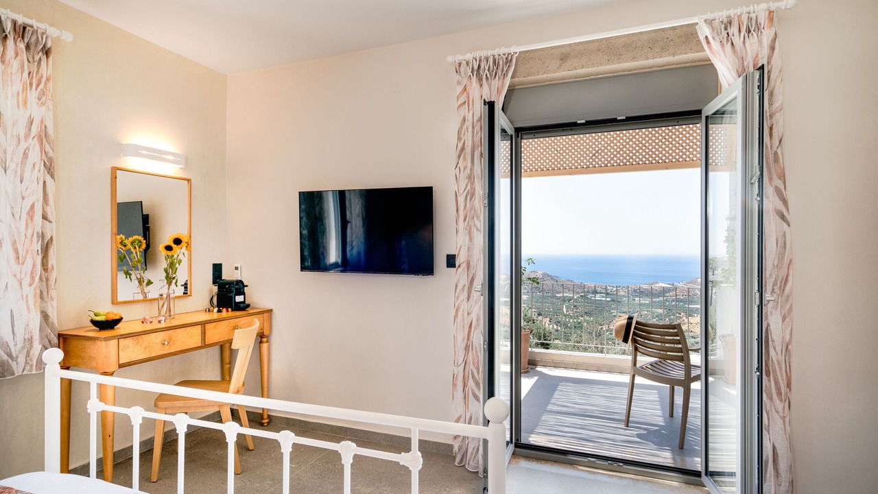 Photo of Bedroom in Mariou