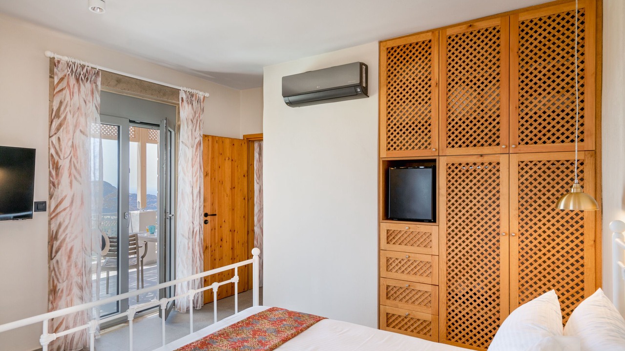 Photo of Bedroom in Mariou