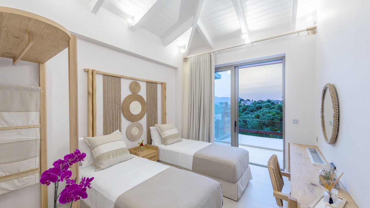 Photo of Bedroom in Katomerion