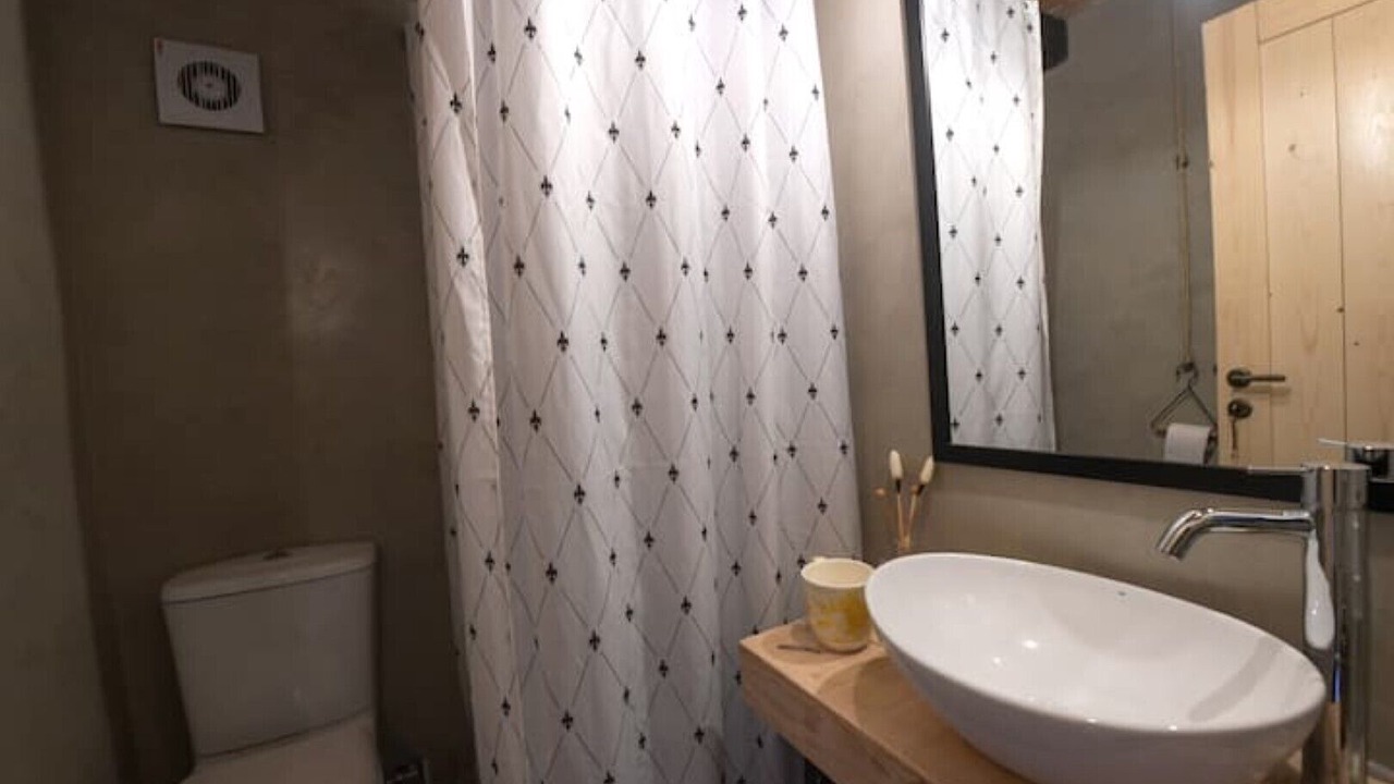 Photo of Bathroom in Mesaia Trikala