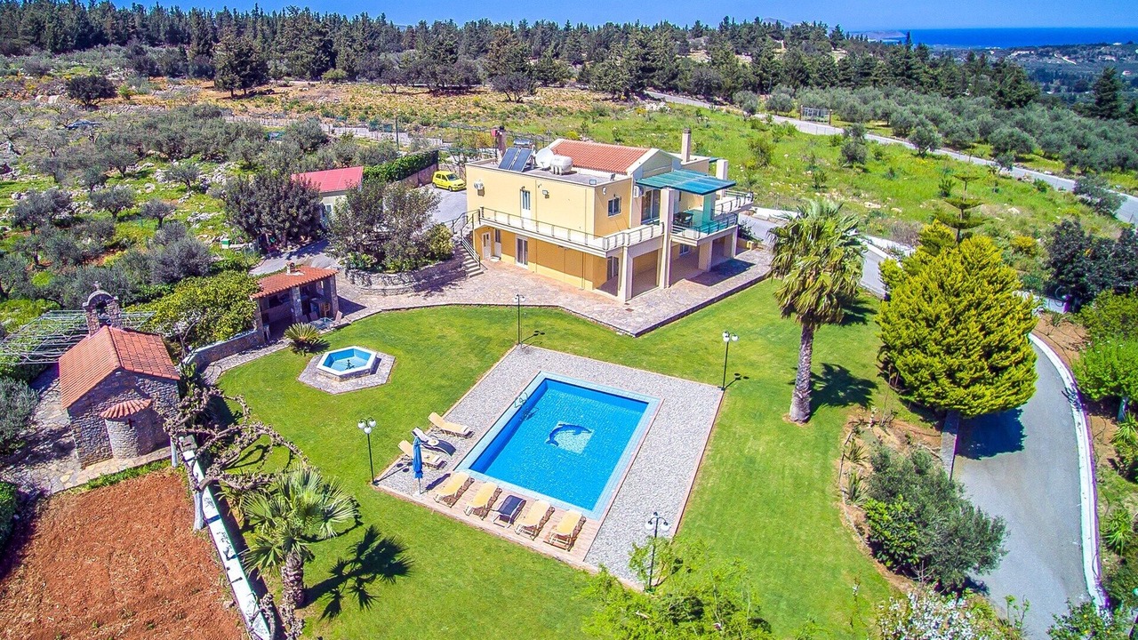 Photo of Outdoor in Pemonia