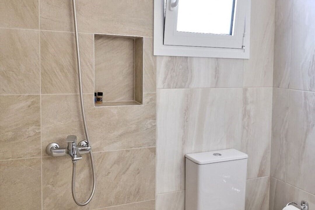 Photo of Bathroom in Khondros