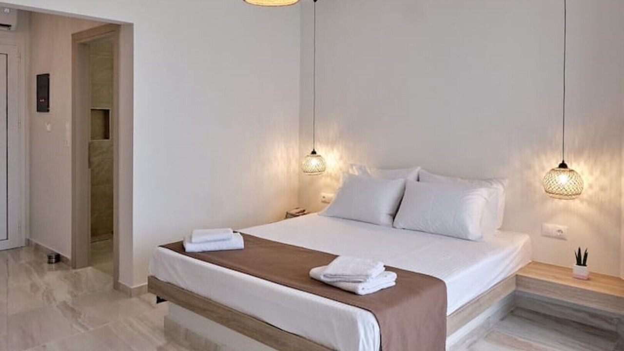 Photo of Bedroom in Khondros