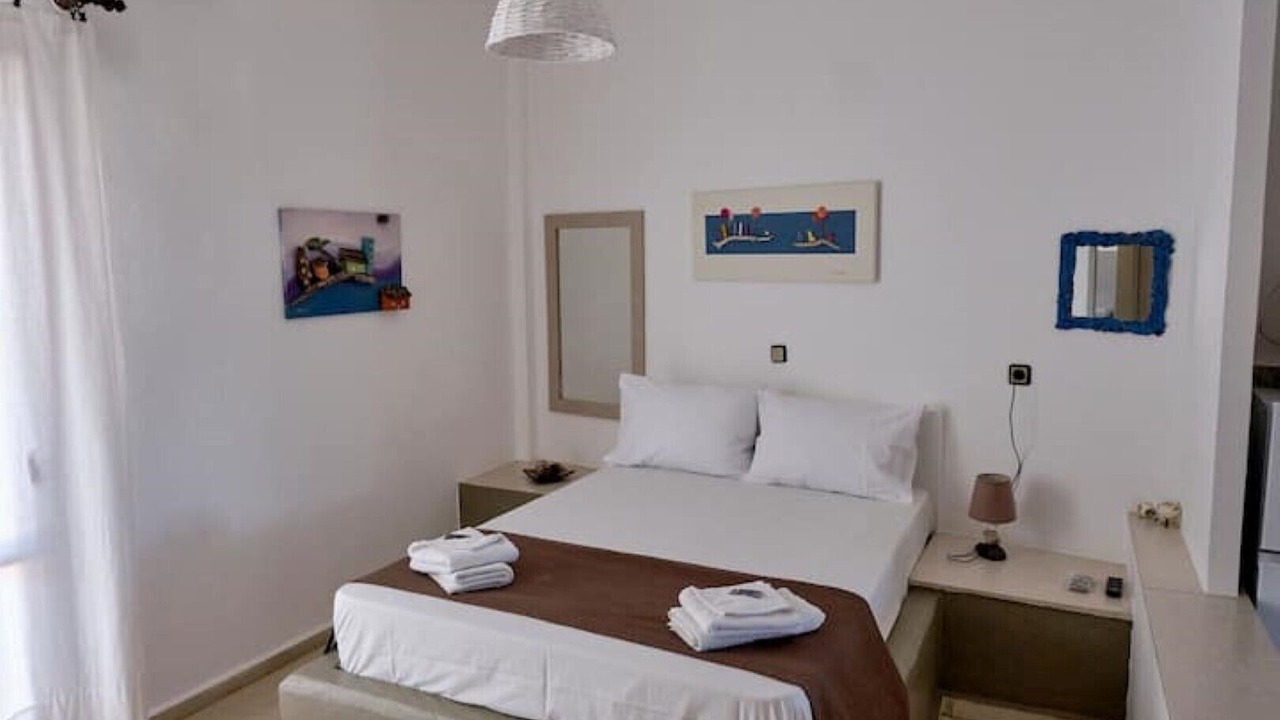 Photo of Bedroom in Khondros