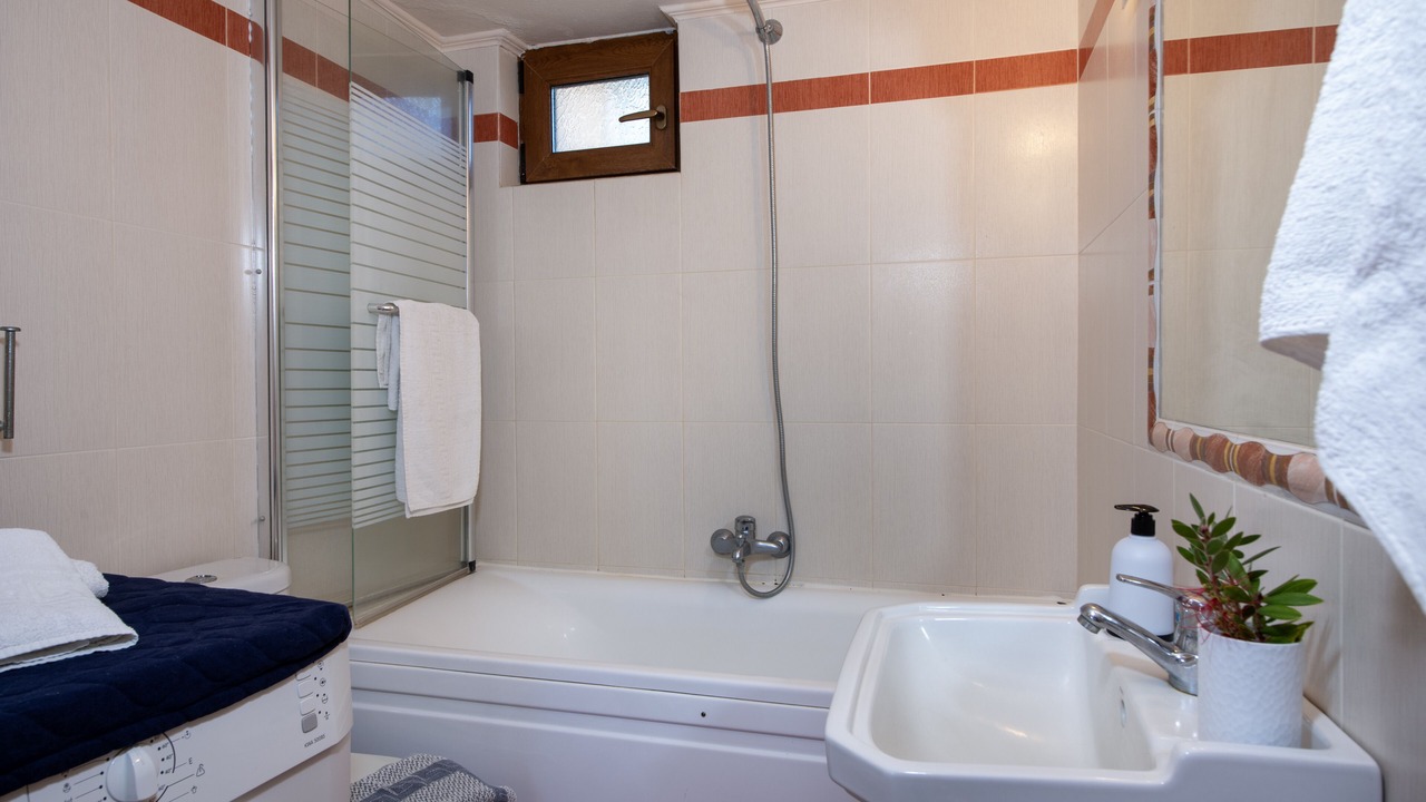 Photo of Bathroom in Asteri