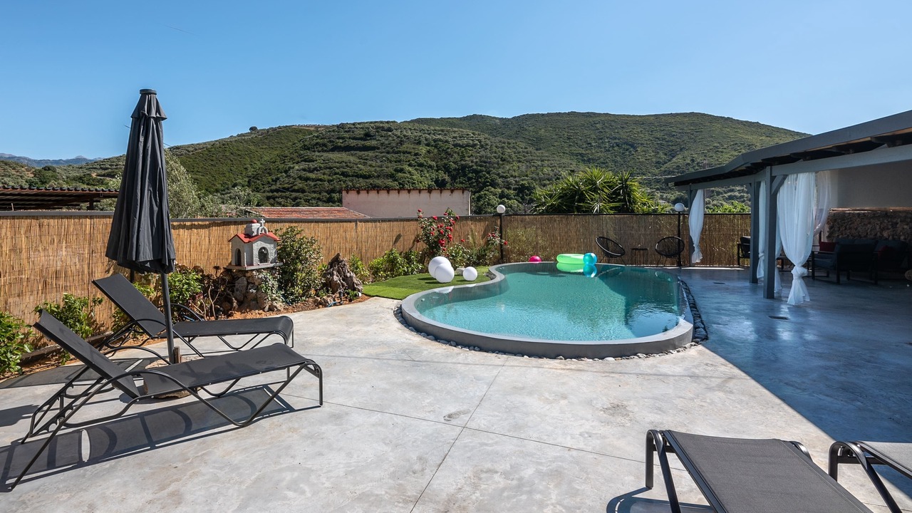 Photo of Outdoor in Vatolakkos