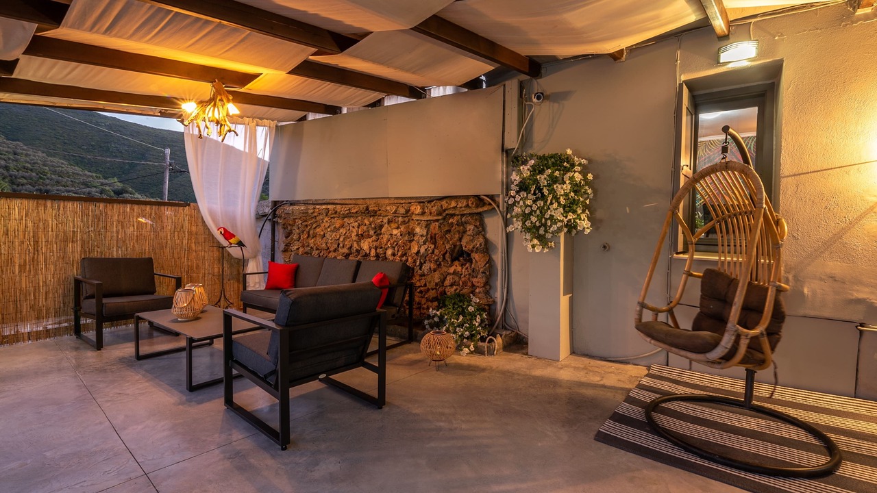 Photo of Patio Balcony in Vatolakkos