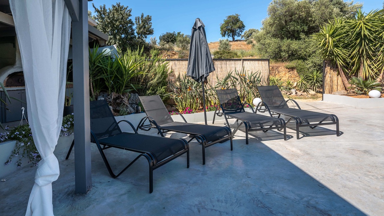 Photo of Patio Balcony in Vatolakkos