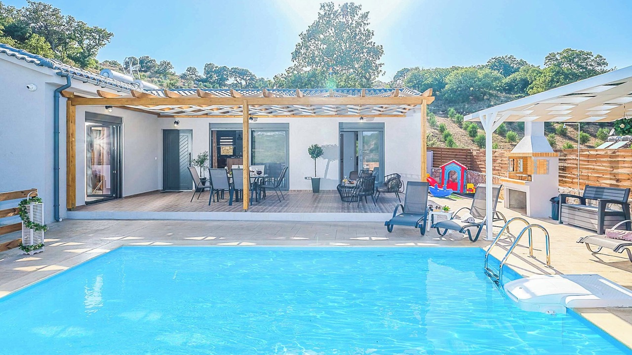 Photo of Outdoor in Monopari