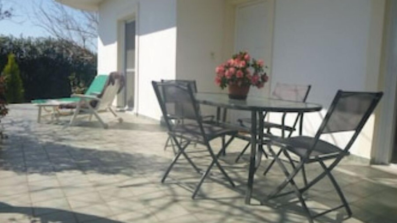 Photo of Outdoor in Analipsi