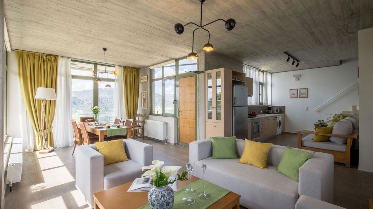 Photo of Livingroom in Mixorrouma