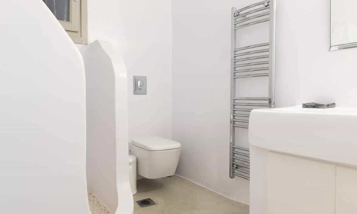 Photo of Bathroom in Agios Ioannis