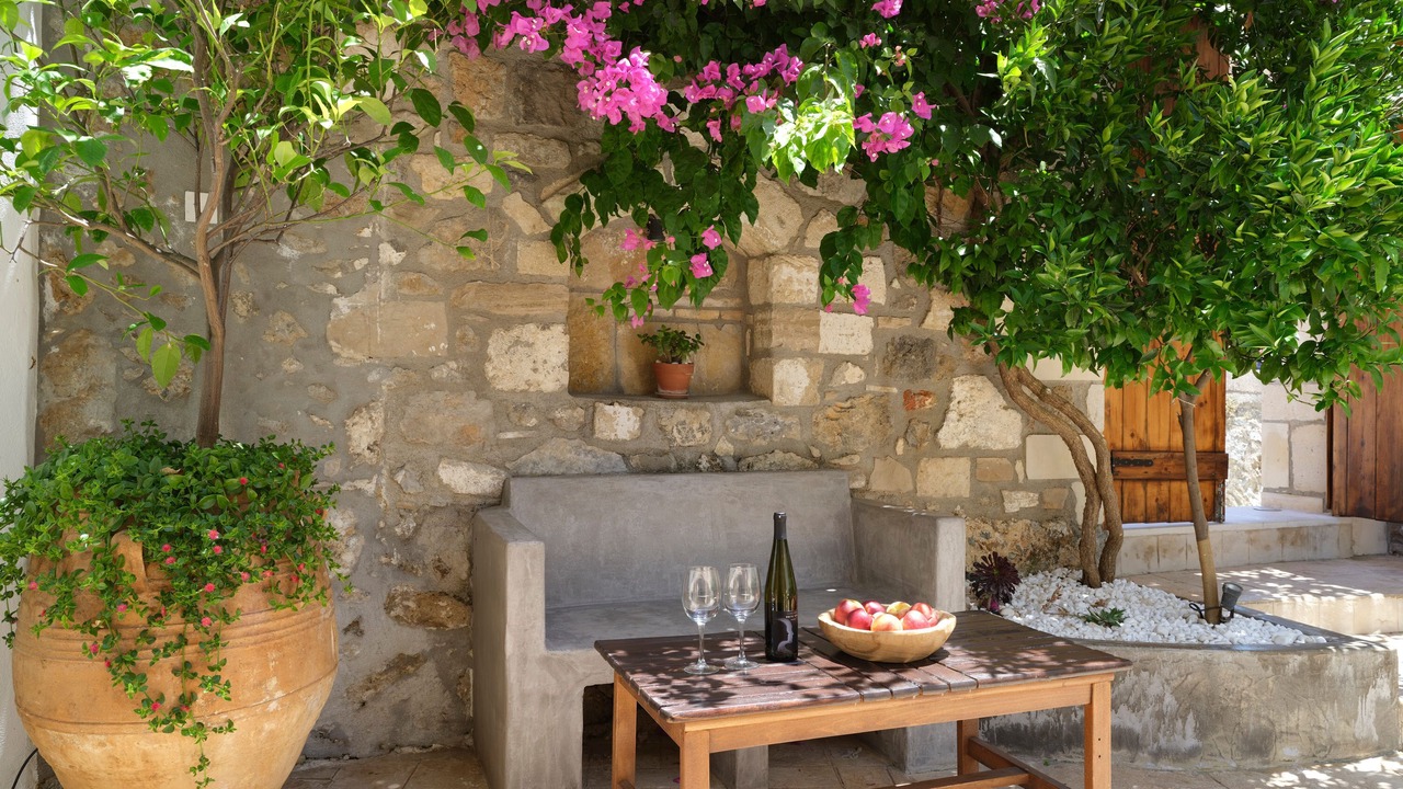 Photo of Patio Balcony in Spilion