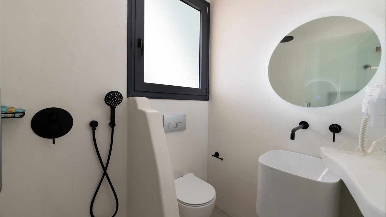 Photo of Bathroom in Prassonissi