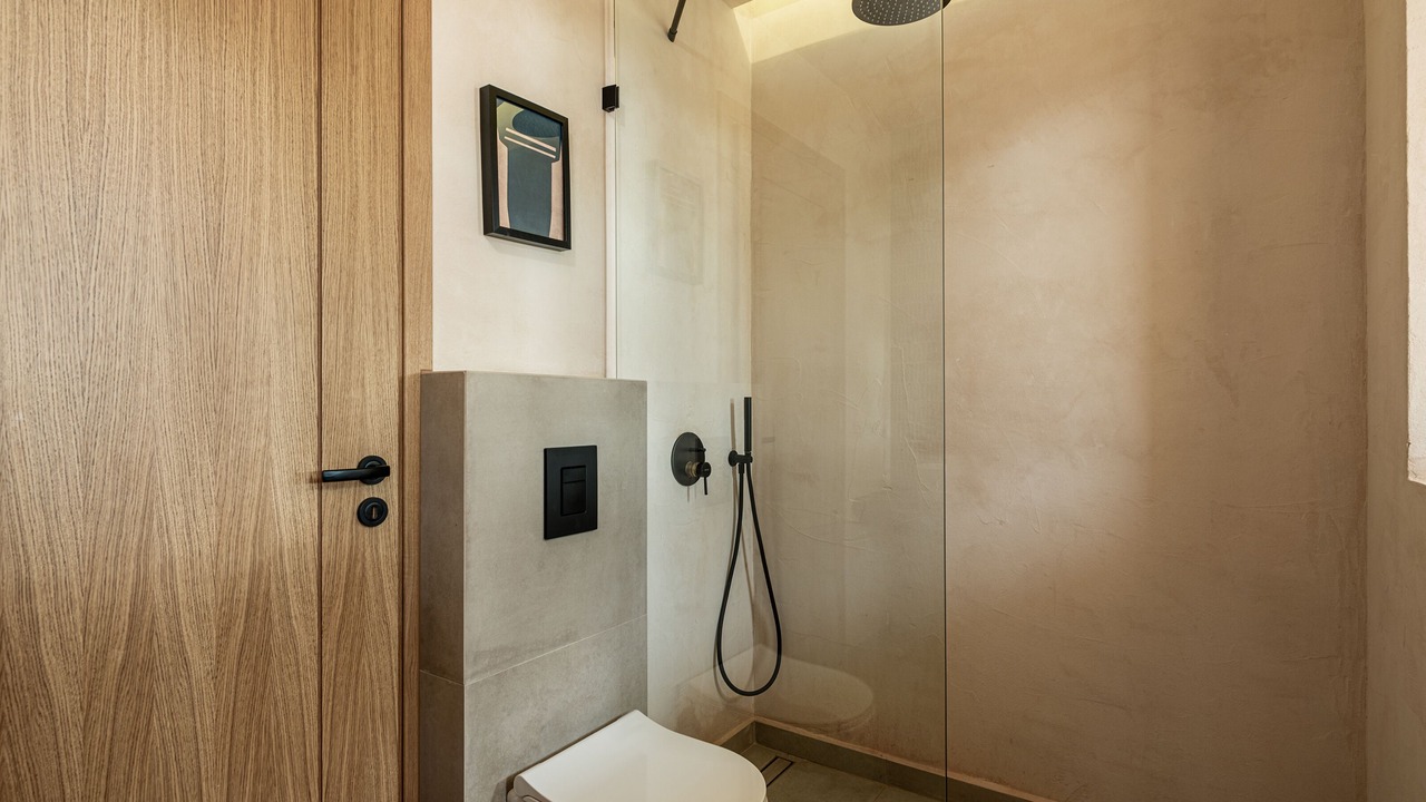 Photo of Bathroom in Limeniskos