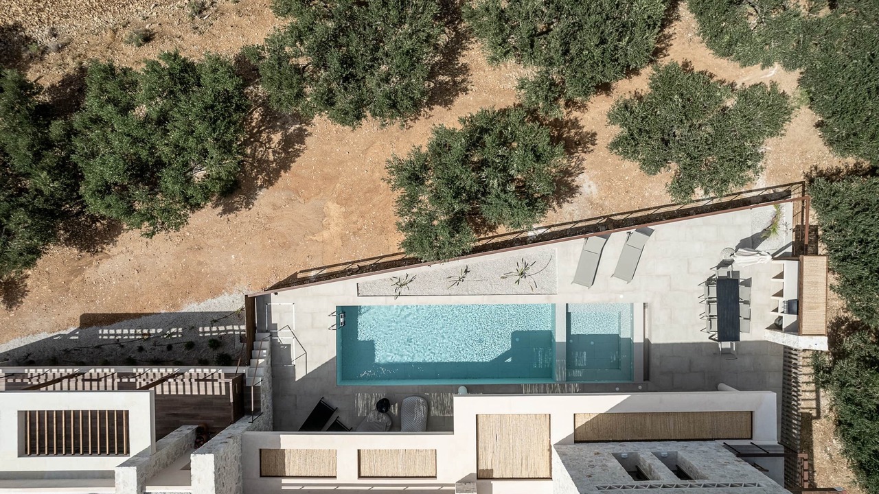 Photo of Others in Limeniskos