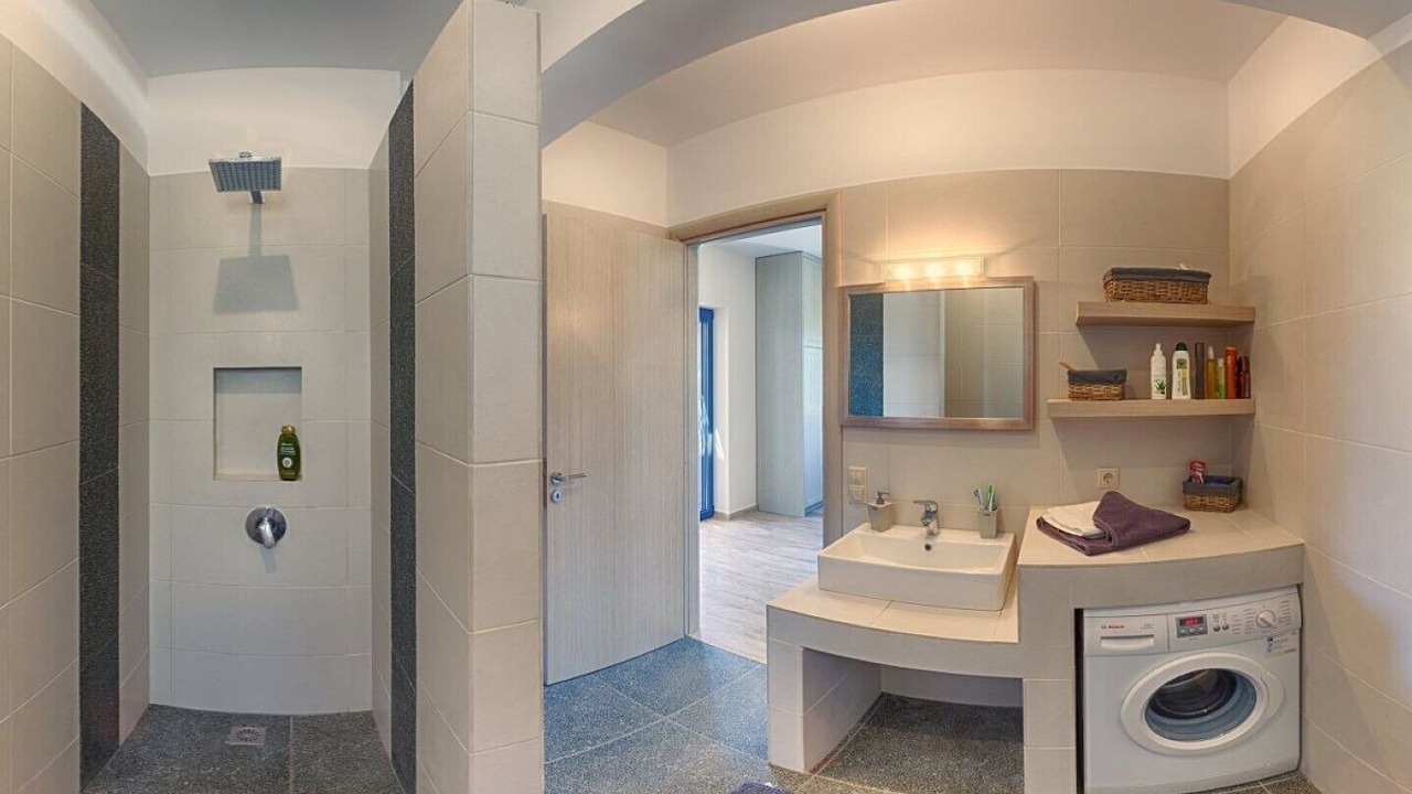Photo of Bathroom in Kamilari