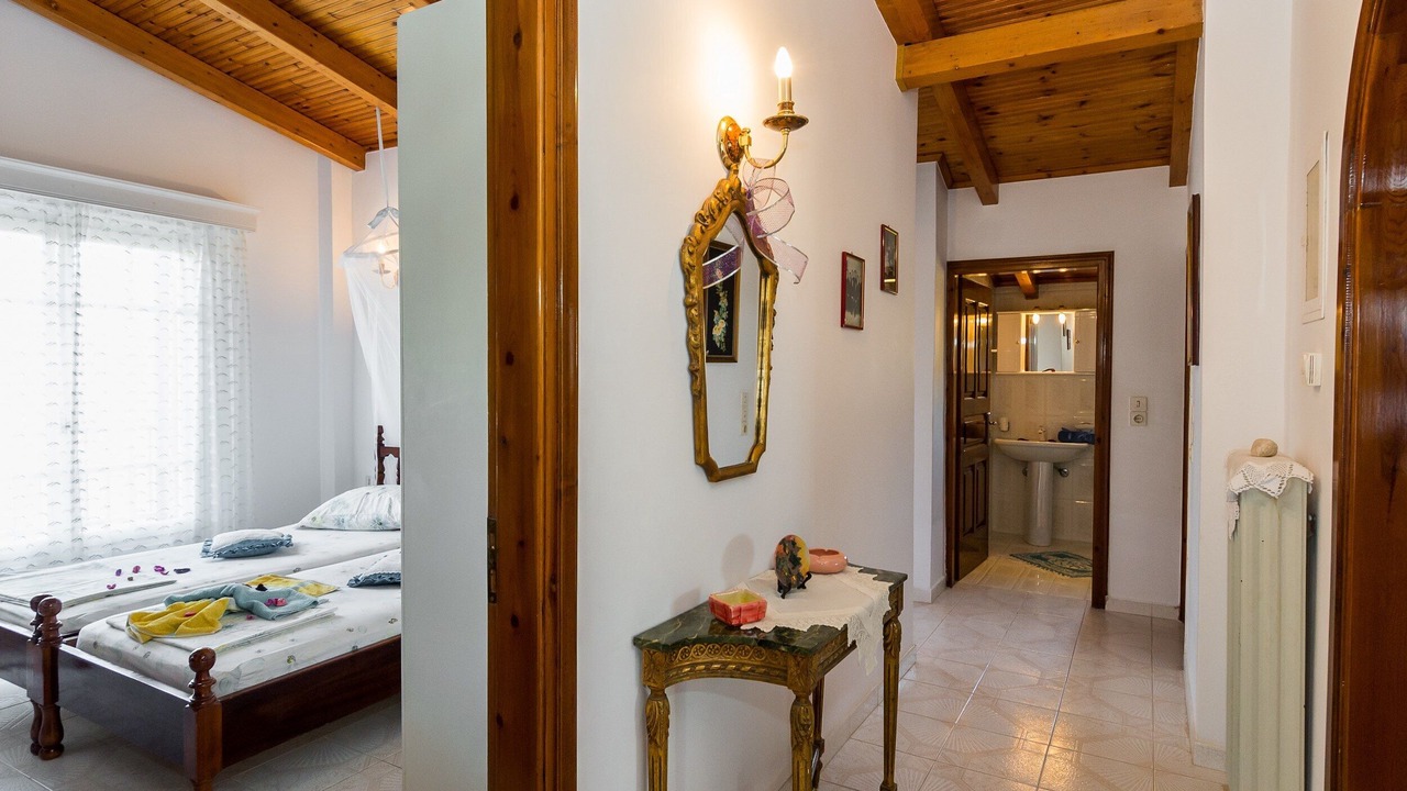 Photo of Bedroom in Ano Vasilikos
