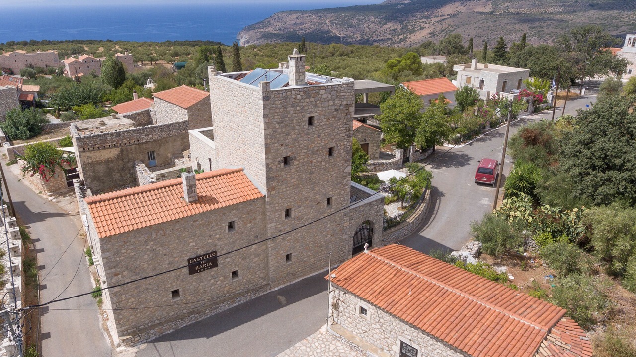 Photo of Outdoor in Omales