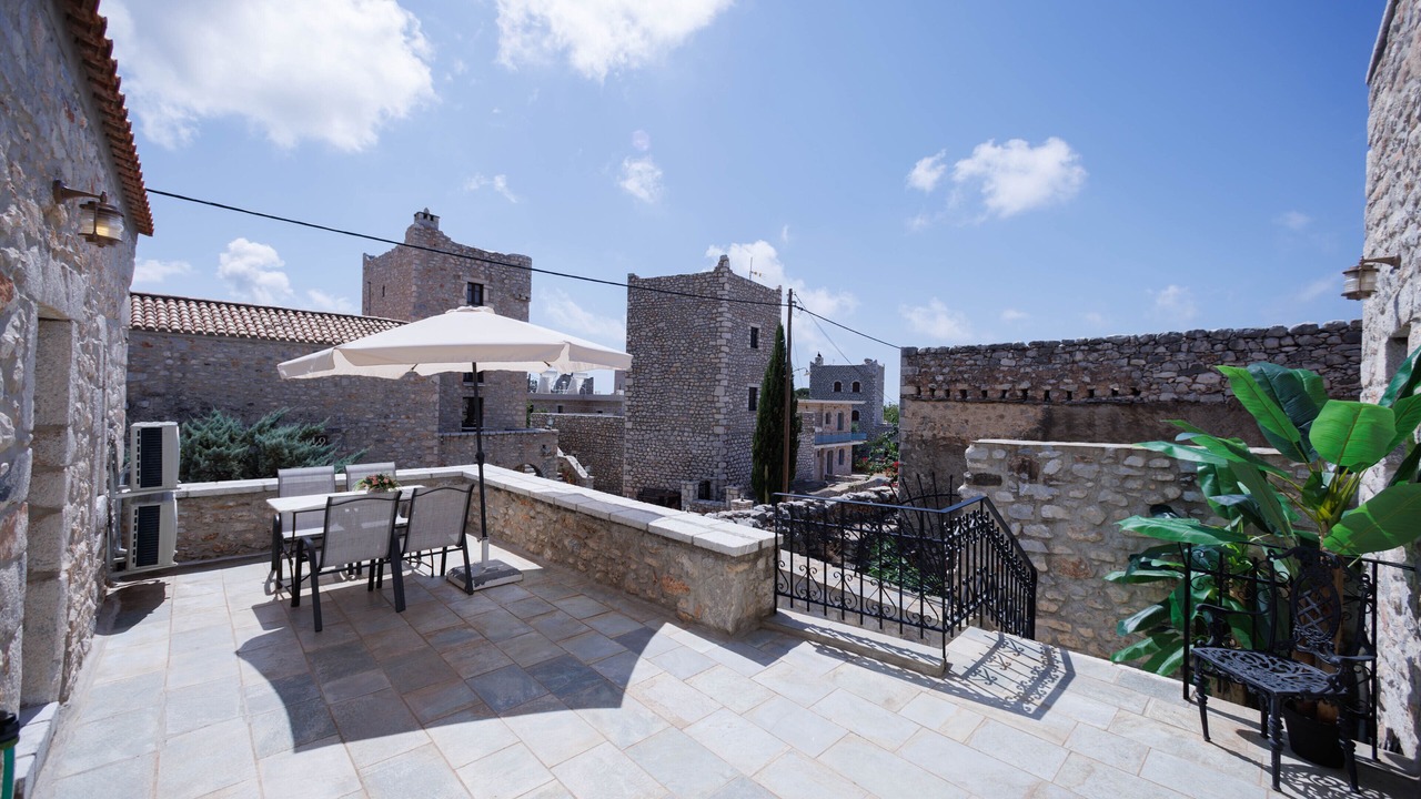 Photo of Outdoor in Omales