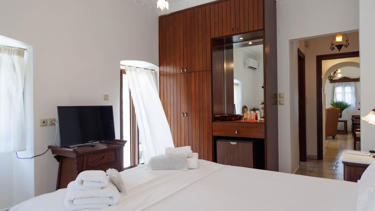 Photo of Bedroom in Omales