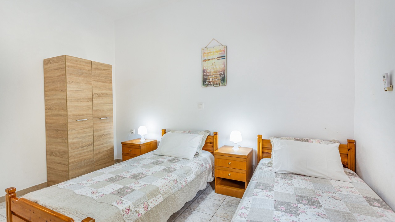 Photo of Bedroom in Exopoli