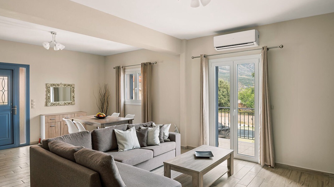 Photo of Livingroom in Karavados