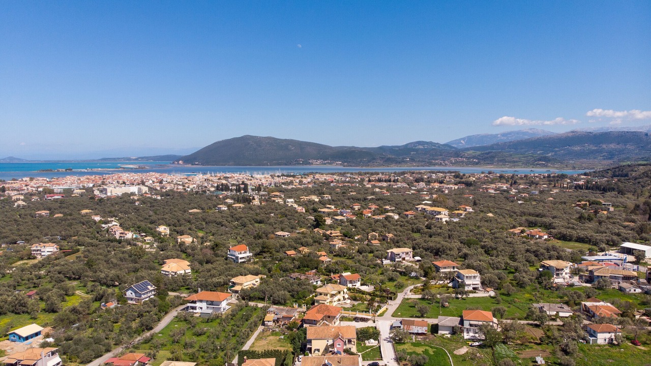 Photo of Outdoor in Apolpaina