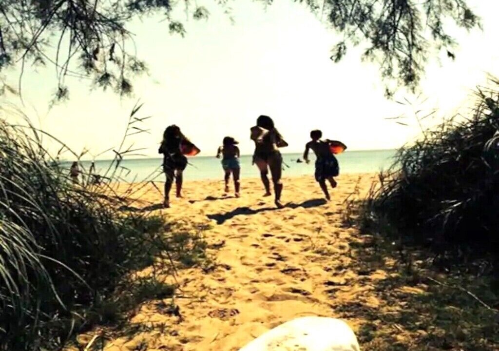 Photo of Others in Elia