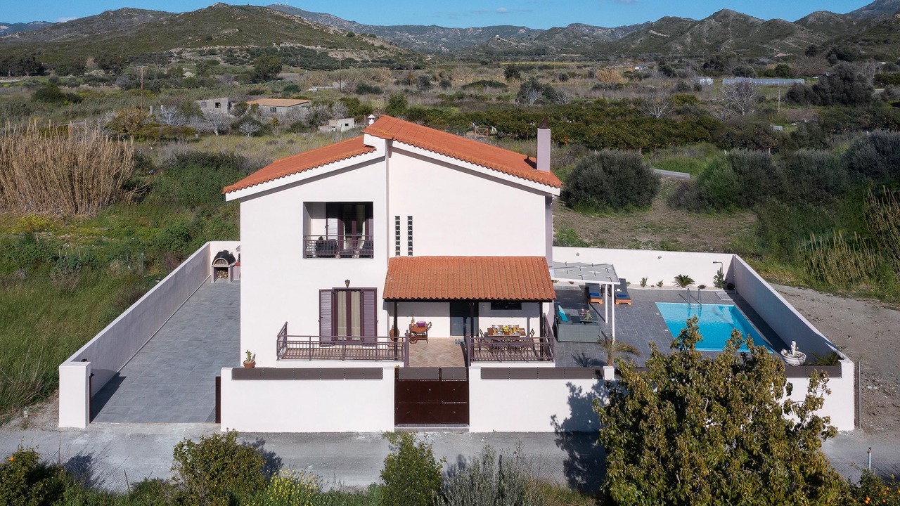 Photo of Outdoor in South Rhodes