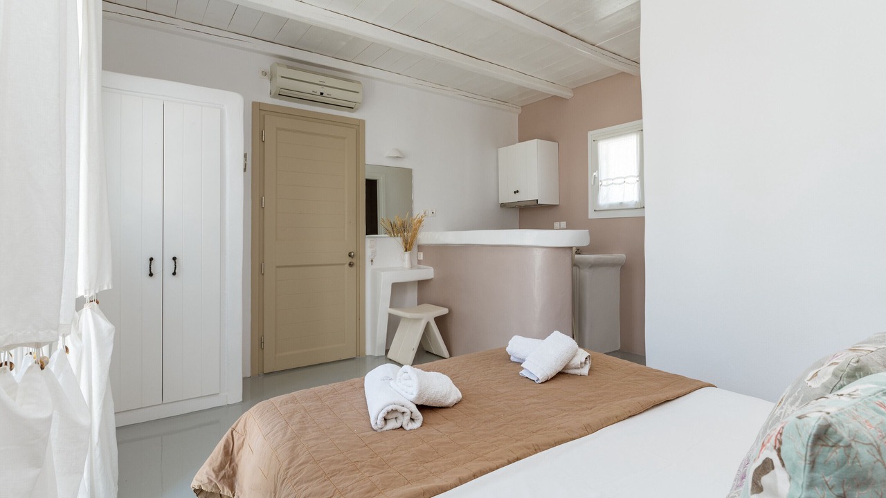 Photo of Bedroom in Kionia