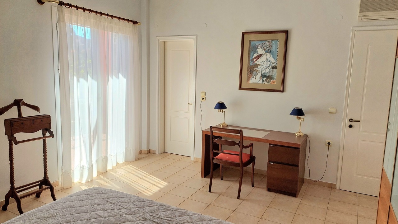 Photo of Bedroom in Tolo