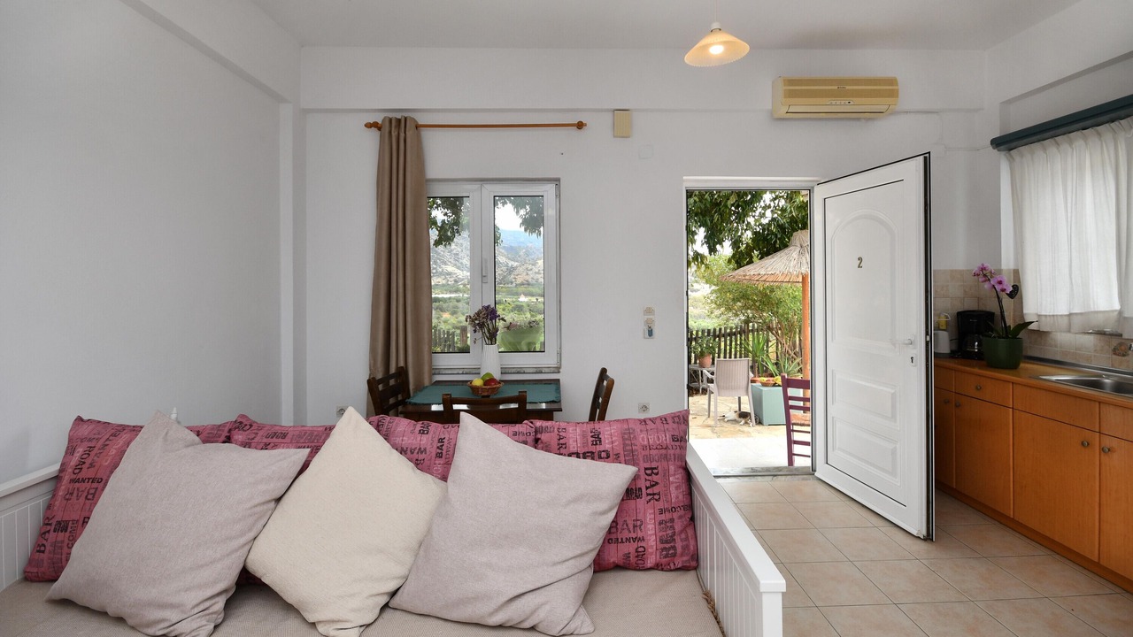 Photo of Livingroom in Mirtos