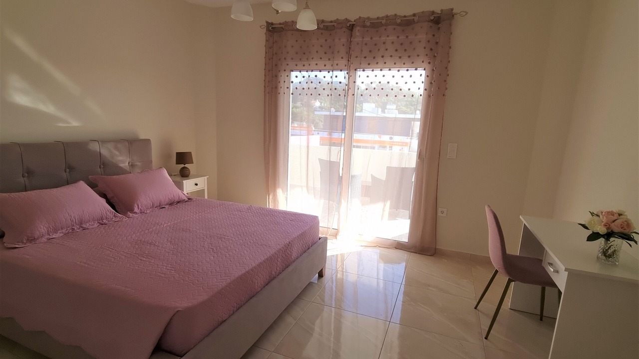 Photo of Bedroom in Petaloudes