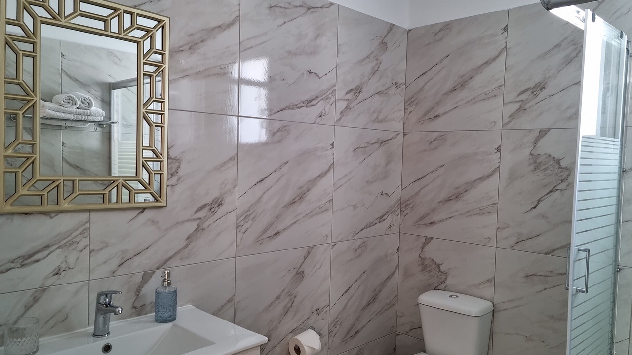 Photo of Bathroom in Petaloudes