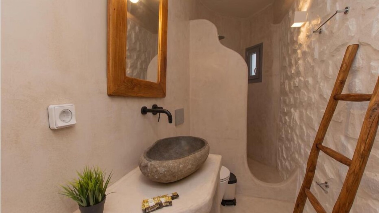 Photo of Bathroom in Naxos