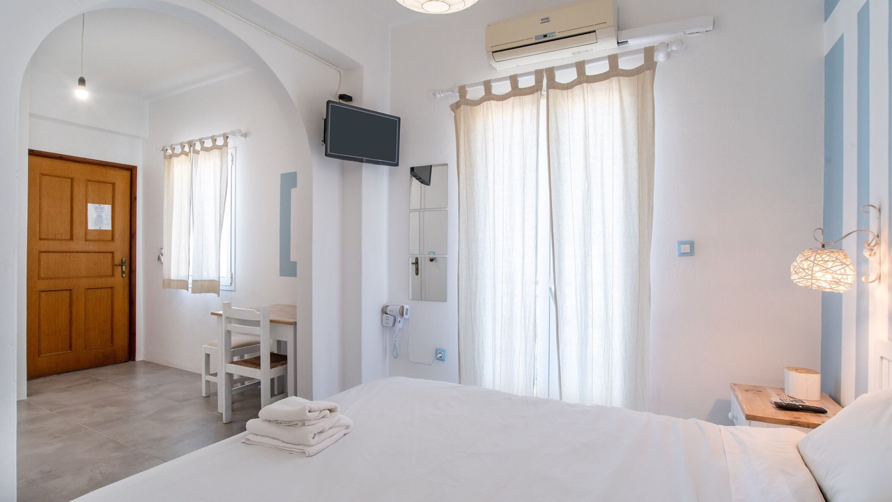 Photo of Bedroom in Paros