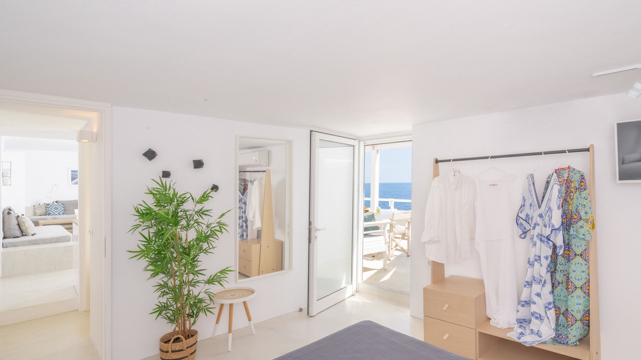 Photo of Bedroom in Imerovigli