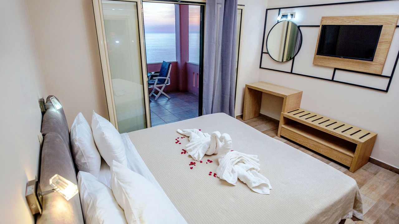 Photo of Bedroom in Evgiros
