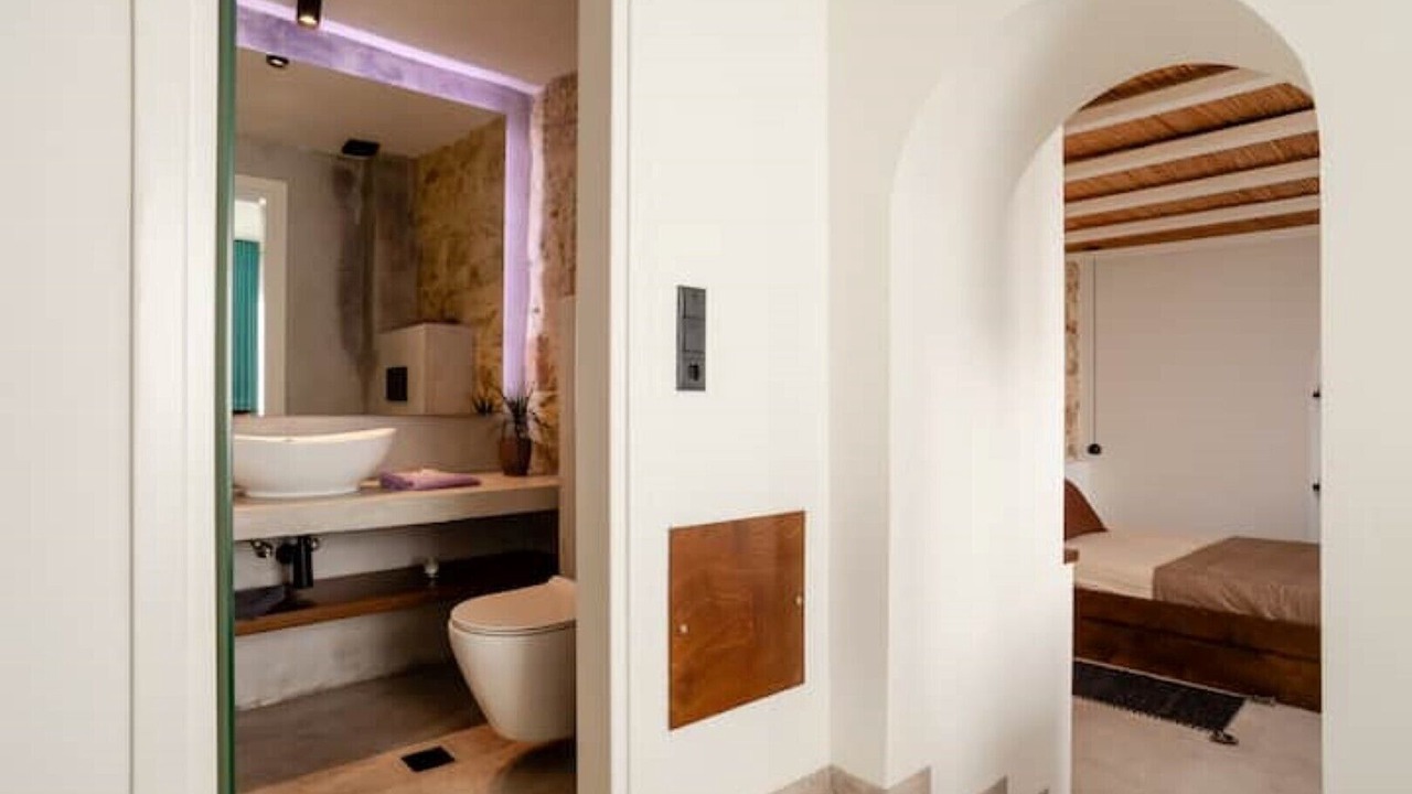 Photo of Bathroom in Perama