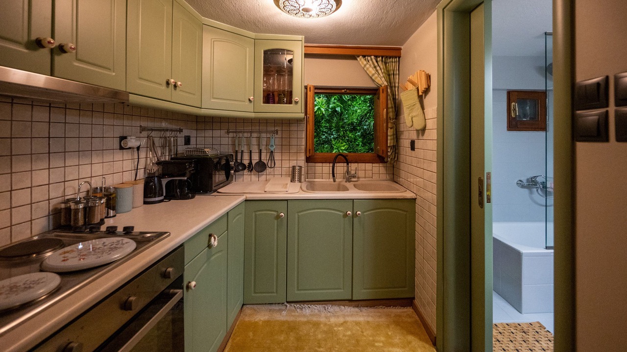 Photo of Kitchen in Ioannina Town Centre