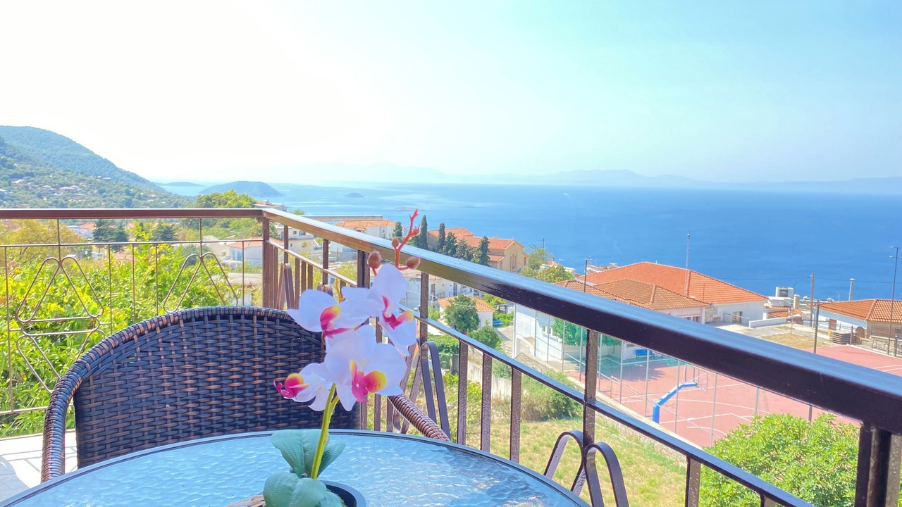 Photo of Outdoor in Glossa